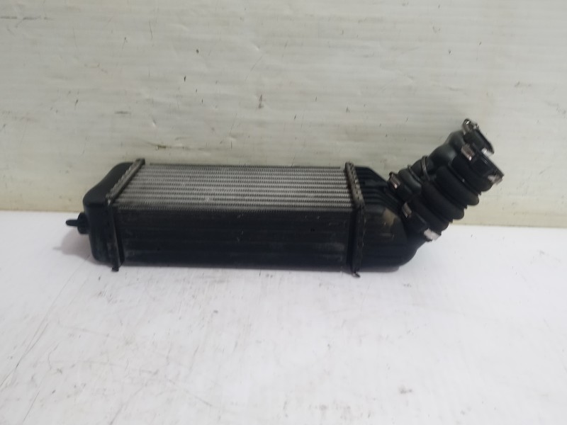Recambio de intercooler para peugeot 207 confort referencia OEM IAM 9651184880  