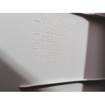 Recambio de moldura para lynk & co 01 hev referencia OEM IAM 8890327341  