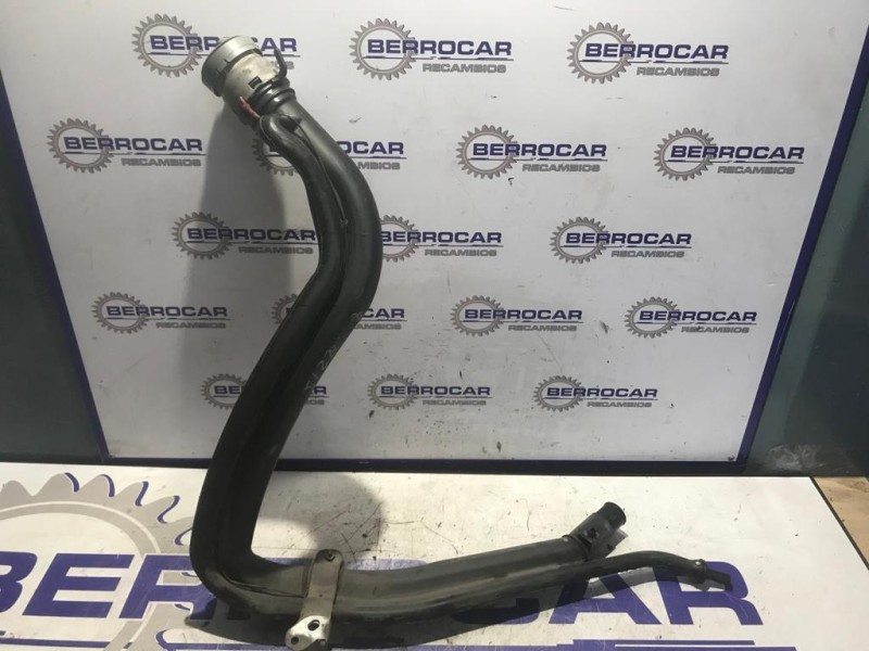 Recambio de tubo llenado combustible para toyota corolla (e12) 1.4 turbodiesel cat referencia OEM IAM 772100F020  