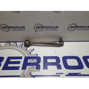 BRAZO SUSPENSION SUPERIOR DELANTERO DERECHO 8E0407506 