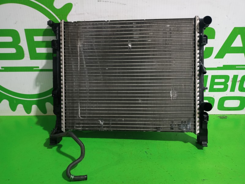 Recambio de radiador agua para renault kangoo profesional referencia OEM IAM 8200455801  