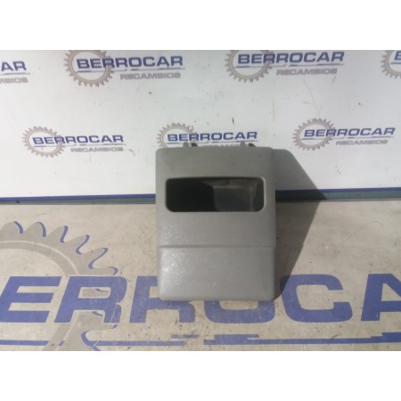 Recambio de moldura para kia sorento 2.5 crdi referencia OEM IAM 846543E600  