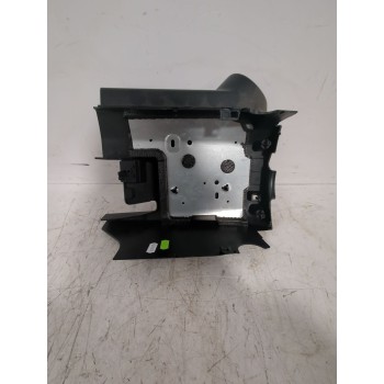 Recambio de moldura para peugeot rifter 1.5 bluehdi 100 referencia OEM IAM 9856186677  