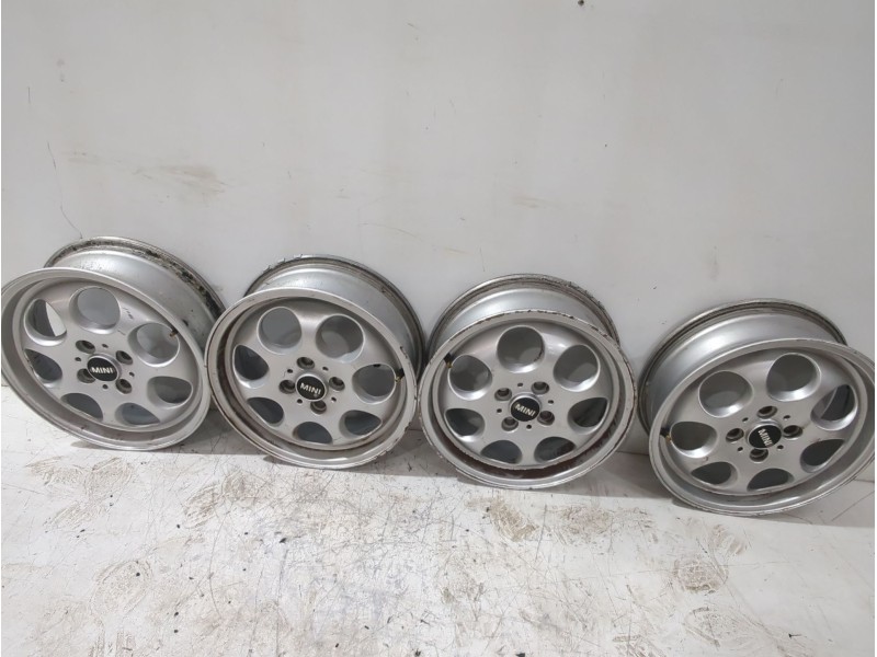 Recambio de juego llantas para mini mini (r56) one referencia OEM IAM 36116768497  