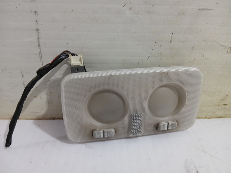 Recambio de luz interior para peugeot bipper tepee basis referencia OEM IAM 735547006  