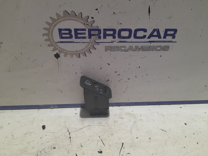 Recambio de mando regulador luces para peugeot 206 berlina referencia OEM IAM 1925699  