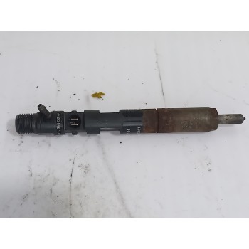 Recambio de inyector para renault scenic ii authentique referencia OEM IAM 8200421359  