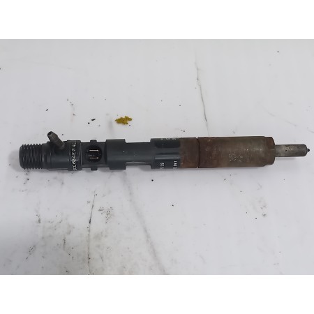 Recambio de inyector para renault scenic ii authentique referencia OEM IAM 8200421359  