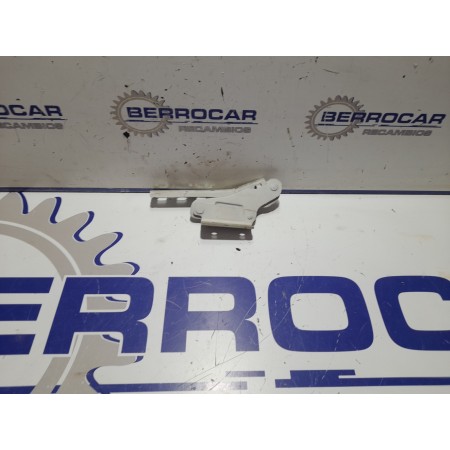 Recambio de bisagras capot para seat exeo berlina (3r2) 2.0 tdi referencia OEM IAM 3R0823301A  