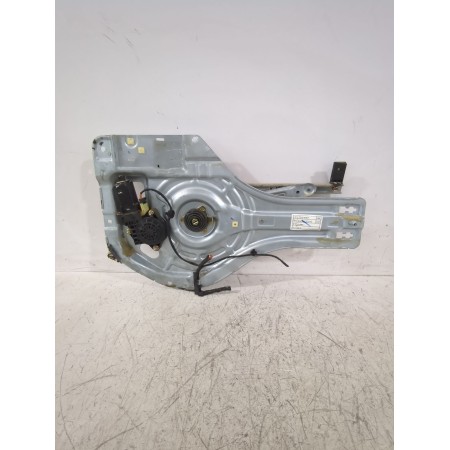 Recambio de elevalunas trasero derecho para hyundai tucson (jm) 2.0 crdi referencia OEM IAM 834802E010  