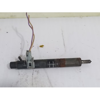 Recambio de inyector para renault scenic ii authentique referencia OEM IAM 8200421359  