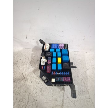 Recambio de caja reles / fusibles para hyundai tucson (jm) 2.0 crdi referencia OEM IAM 912102E000  