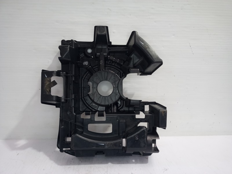 Recambio de soporte rueda repuesto para peugeot 208 business line referencia OEM IAM 9806783880  