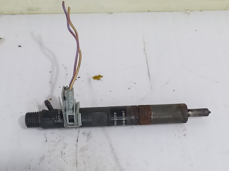 Recambio de inyector para renault scenic ii authentique referencia OEM IAM 8200421359  