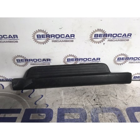 Recambio de moldura lateral para toyota yaris (ncp1/nlp1/scp1) 1.0 cat referencia OEM IAM 679130D020  