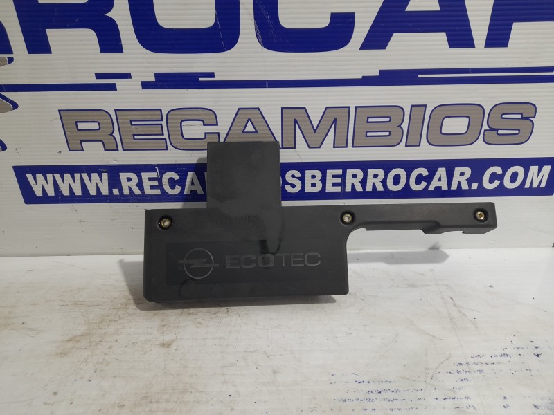 Recambio de cubierta motor para opel zafira a elegance referencia OEM IAM 1818197  