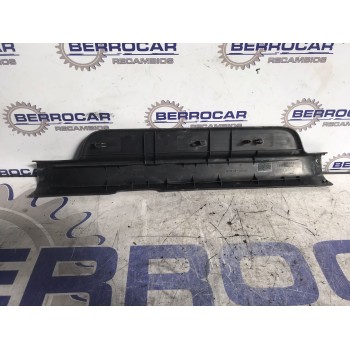 Recambio de moldura lateral para toyota yaris (ncp1/nlp1/scp1) 1.0 cat referencia OEM IAM 679130D020  