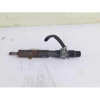 Recambio de inyector para renault scenic ii authentique referencia OEM IAM 8200421359  