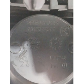 Recambio de moldura para peugeot rifter 1.5 bluehdi 100 referencia OEM IAM 9817017577  