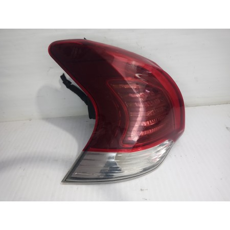 Recambio de piloto trasero izquierdo para peugeot 3008 style referencia OEM IAM 9805510580  