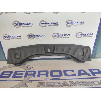 Recambio de molduras traseras para opel mokka referencia OEM IAM 94522424  