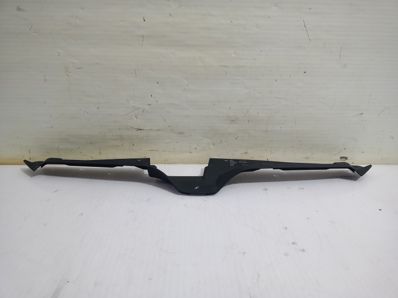 Recambio de moldura para skoda yeti active referencia OEM IAM 5L0853343  