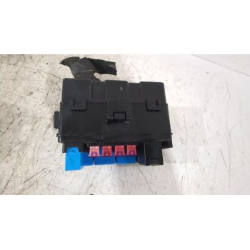 Recambio de caja reles / fusibles para kia cee´d hatchback (ed) 1.6 crdi 90 referencia OEM IAM 919402H000  