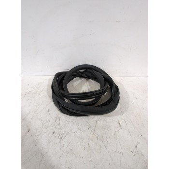 Recambio de goma contorno para peugeot rifter 1.5 bluehdi 100 referencia OEM IAM 9836219280  