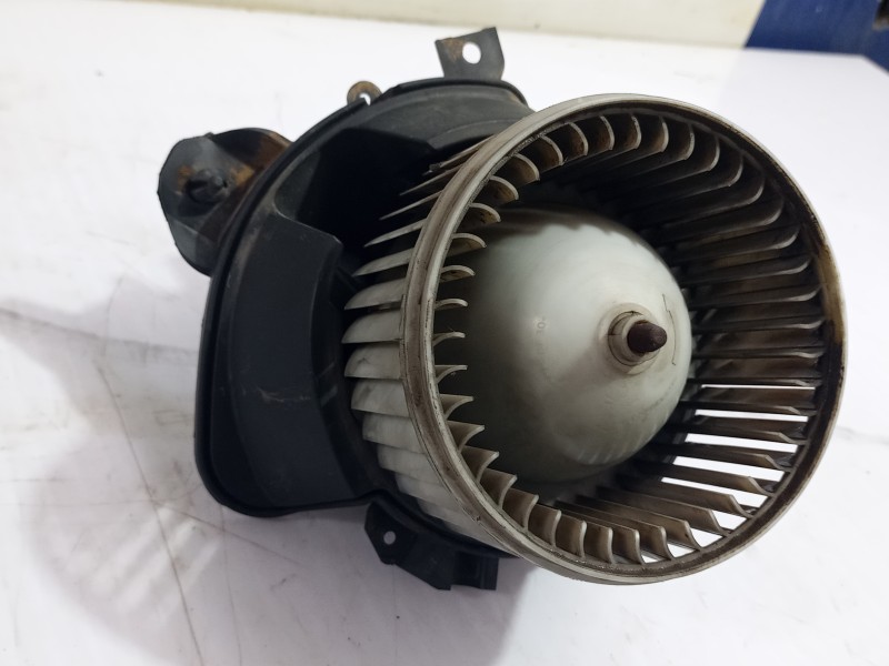 Recambio de motor calefaccion para peugeot bipper tepee basis referencia OEM IAM 507730100  