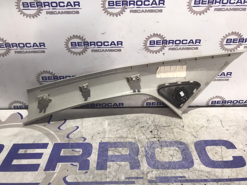 Recambio de moldura lateral para seat mii (kf1) 1.0 referencia OEM IAM 1S0867234  