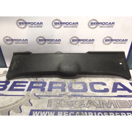 Recambio de guarnecido porton trasero para peugeot 208 1.6 blue-hdi fap referencia OEM IAM 9673742977  