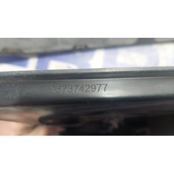 Recambio de guarnecido porton trasero para peugeot 208 1.6 blue-hdi fap referencia OEM IAM 9673742977  