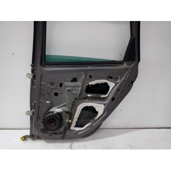 Recambio de puerta trasera derecha para renault scenic iii bose edition referencia OEM IAM 821009283R  