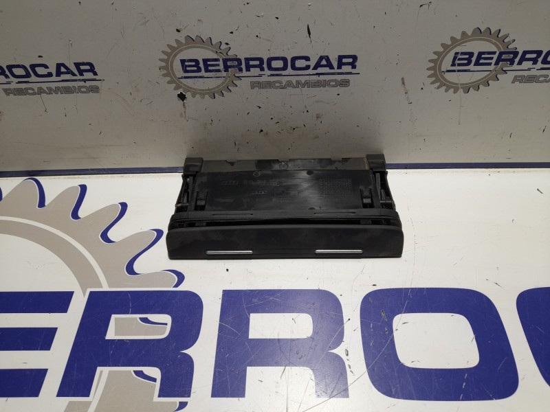 Recambio de compartimento interior para seat exeo berlina (3r2) 2.0 tdi referencia OEM IAM 8H0857058  