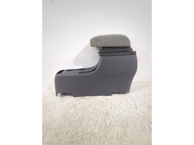 Recambio de consola central para hyundai tucson (jm) 2.0 crdi referencia OEM IAM 846702E100  