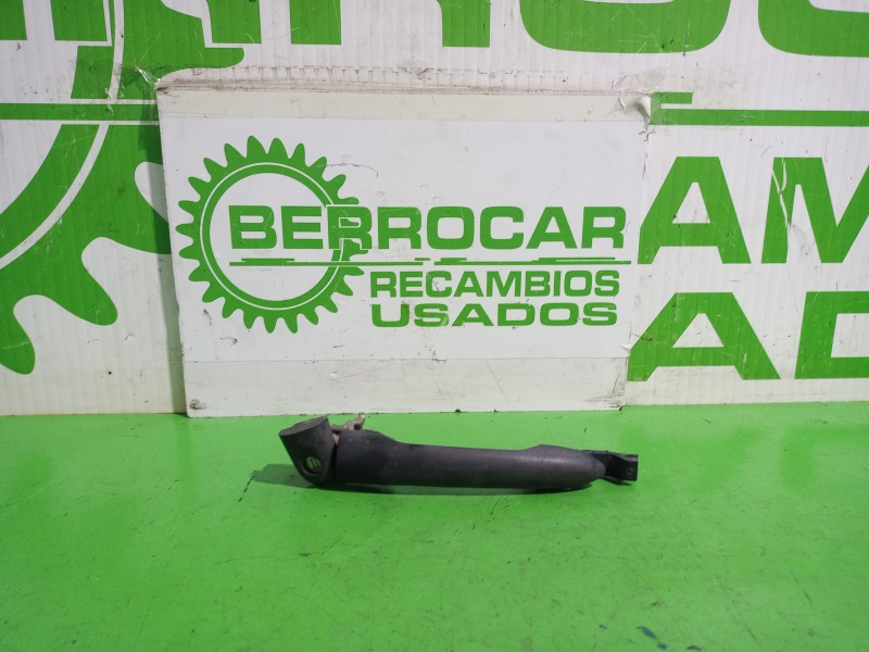 Recambio de maneta exterior delantera izquierda para renault kangoo profesional referencia OEM IAM 7701478188  