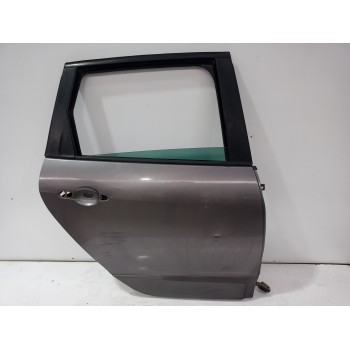 Recambio de puerta trasera derecha para renault scenic iii bose edition referencia OEM IAM 821009283R  