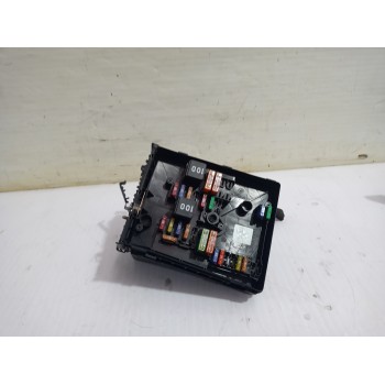 CAJA RELES / FUSIBLES 1718128 