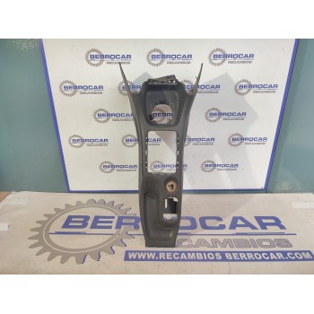 Recambio de consola central para peugeot 206 berlina referencia OEM IAM 9625036877  