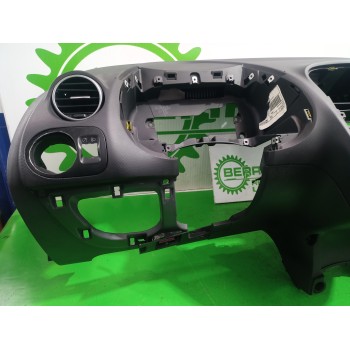 Recambio de salpicadero para seat altea (5p1) style copa referencia OEM IAM 5P0857067  