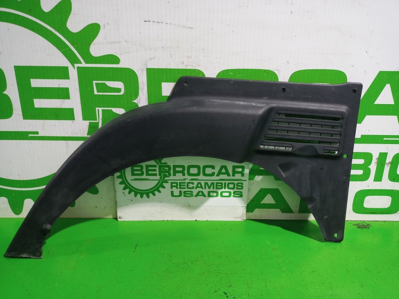 Recambio de moldura para renault kangoo profesional referencia OEM IAM 242965271R  