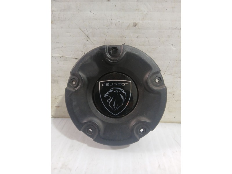 Recambio de tapacubos para peugeot rifter 1.5 bluehdi 100 referencia OEM IAM 9852193577  