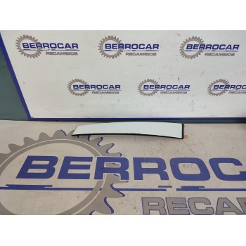 Recambio de moldura interior para hyundai i40 cw referencia OEM IAM 822503Z000  