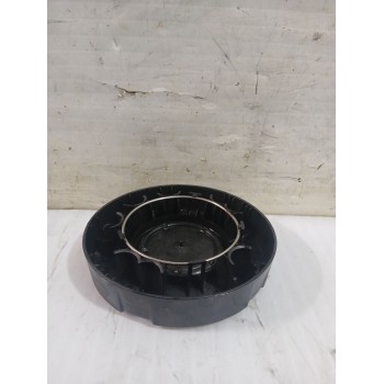 Recambio de tapacubos para peugeot rifter 1.5 bluehdi 100 referencia OEM IAM 9852193577  