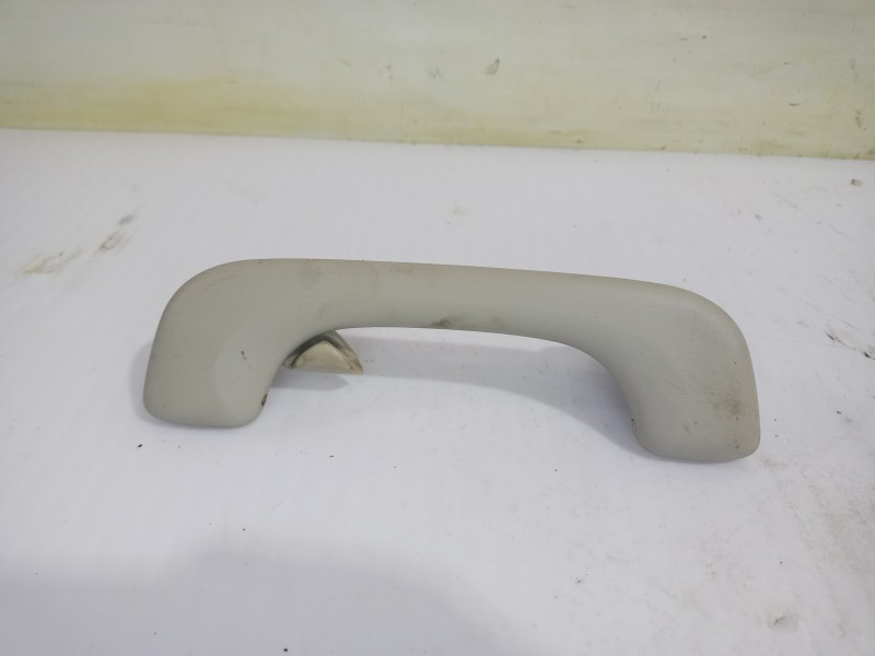 Recambio de asidero techo trasero derecho para renault scenic ii authentique referencia OEM IAM 8200285665  