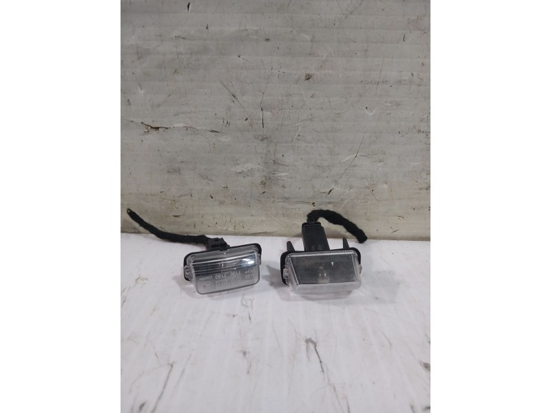 Recambio de piloto matricula para peugeot rifter 1.5 bluehdi 100 referencia OEM IAM 71907190  