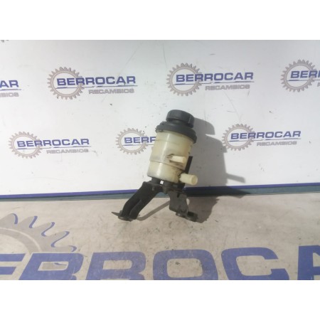 Recambio de bote liquido direccion para kia sorento 2.5 crdi referencia OEM IAM 571503E100  