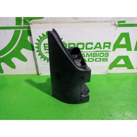 Recambio de moldura para renault kangoo profesional referencia OEM IAM 8200557181  