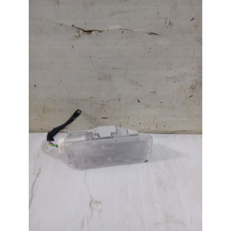 Recambio de luz interior para peugeot rifter 1.5 bluehdi 100 referencia OEM IAM 9681727980  
