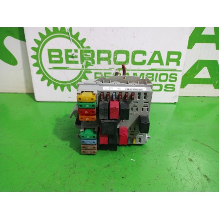 Recambio de caja reles / fusibles para lancia ypsilon (101) 1.3 multijet 16v argento (10.2006) referencia OEM IAM 51792197  